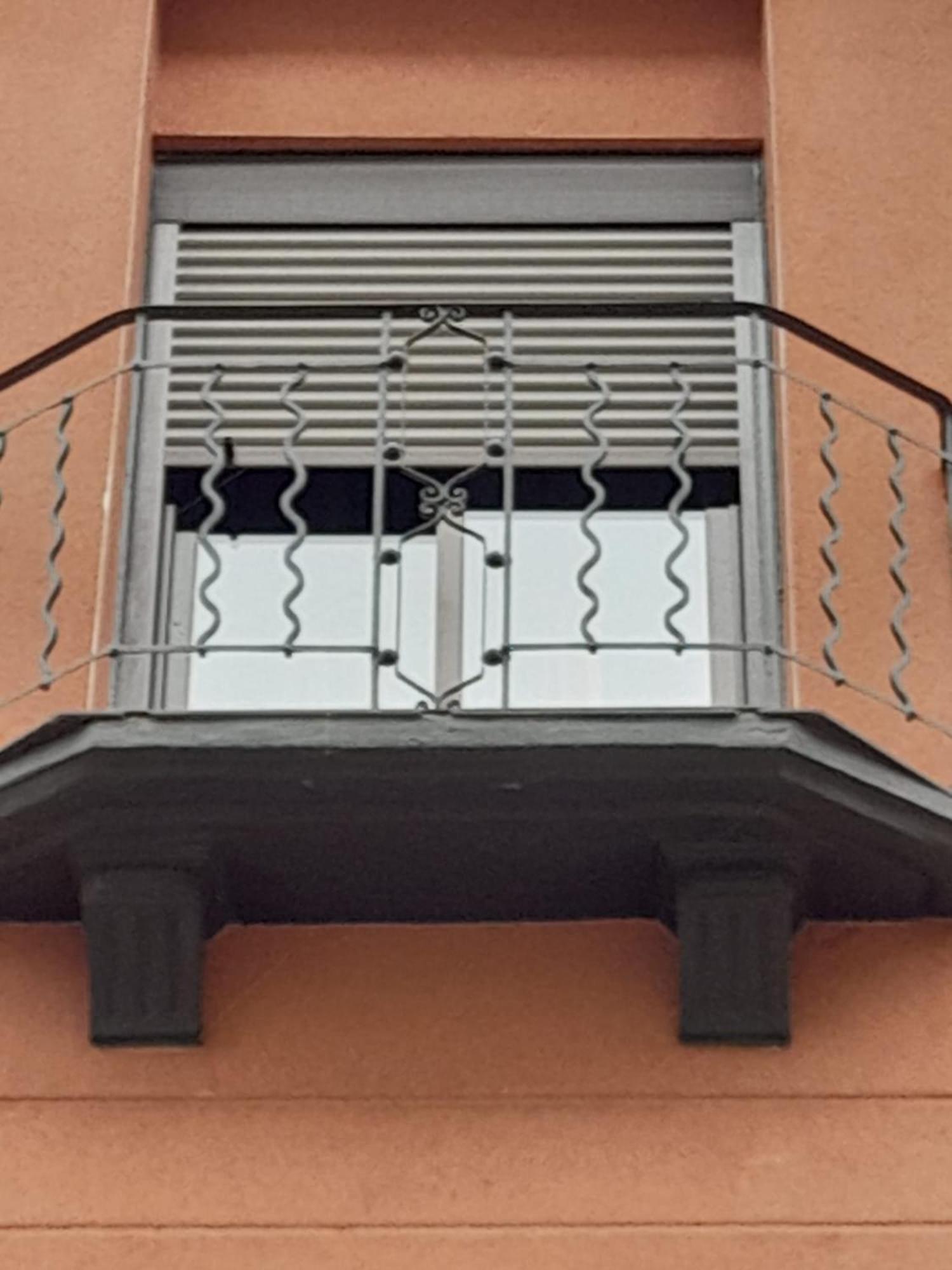 Habitaciones Familiares Con Bano Privado Lf - Sin Ascensor Zaragoza Exterior photo